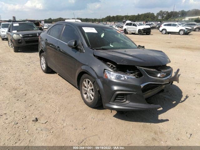 2017 CHEVROLET SONIC LT AUTO 1