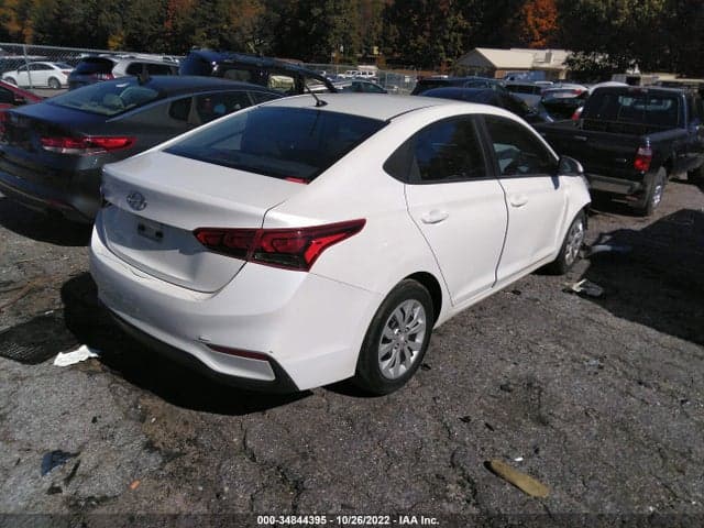 2019 HYUNDAI ACCENT SE 4