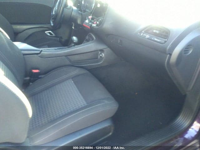 2021 DODGE CHALLENGER SXT 5