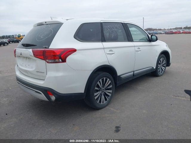 2019 MITSUBISHI OUTLANDER ES 4