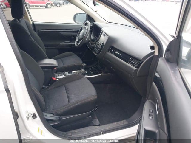2019 MITSUBISHI OUTLANDER ES 5