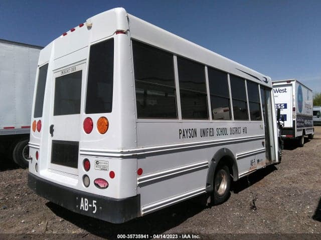 2017 CHEVROLET EXPRESS CUTAWAY WORK VAN 4