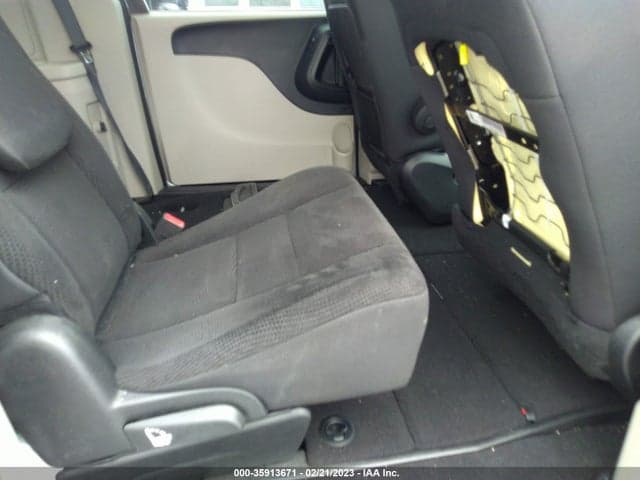 2019 DODGE GRAND CARAVAN SE 8