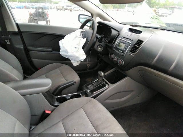 2017 KIA FORTE LX 5
