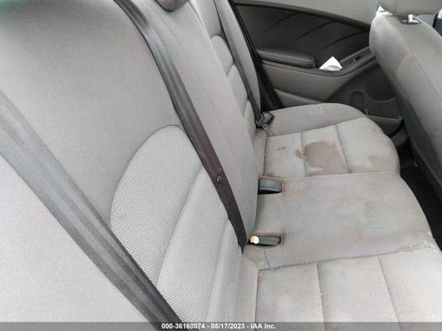 2017 KIA FORTE LX 8