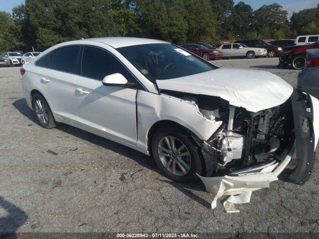 2017 HYUNDAI SONATA SE 1