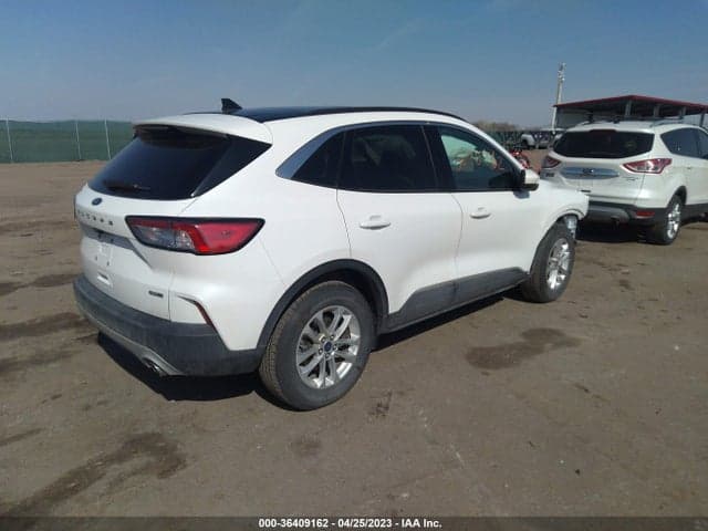 2020 FORD ESCAPE SE 4