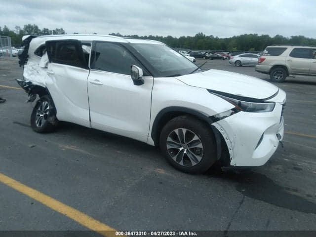 2021 TOYOTA HIGHLANDER XLE - 1