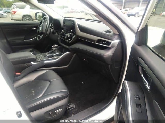 2021 TOYOTA HIGHLANDER XLE 5