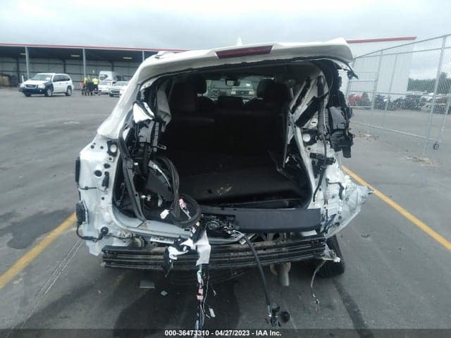 2021 TOYOTA HIGHLANDER XLE 6