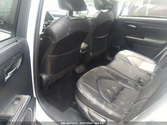 2021 TOYOTA HIGHLANDER XLE 8