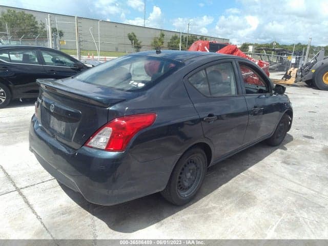 2017 NISSAN VERSA 1.6 S+ 4