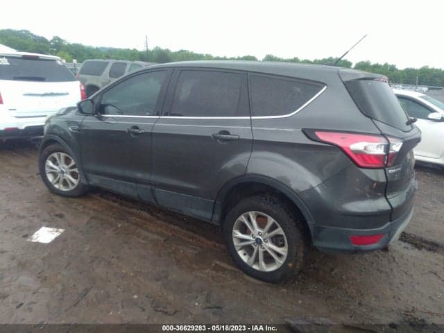 2017 FORD ESCAPE SE 3