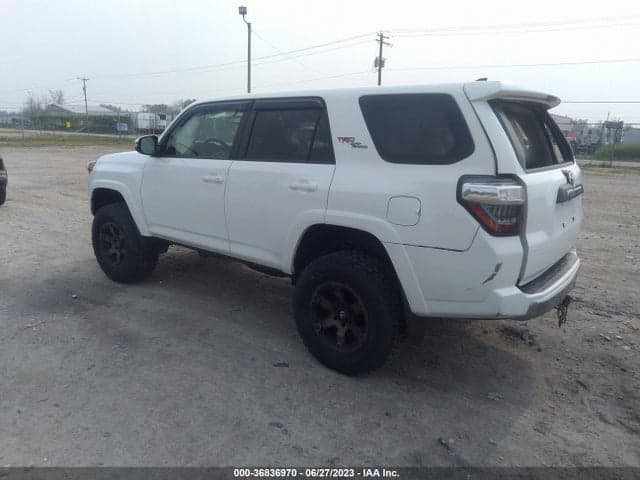 2019 TOYOTA 4RUNNER SR5 3
