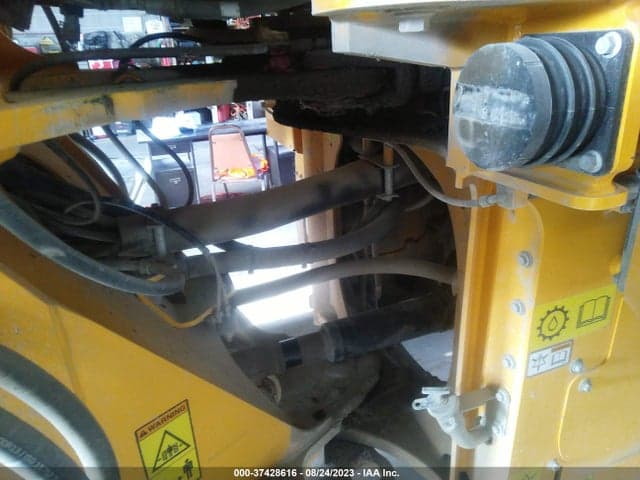 2020 VOLVO L90H 8