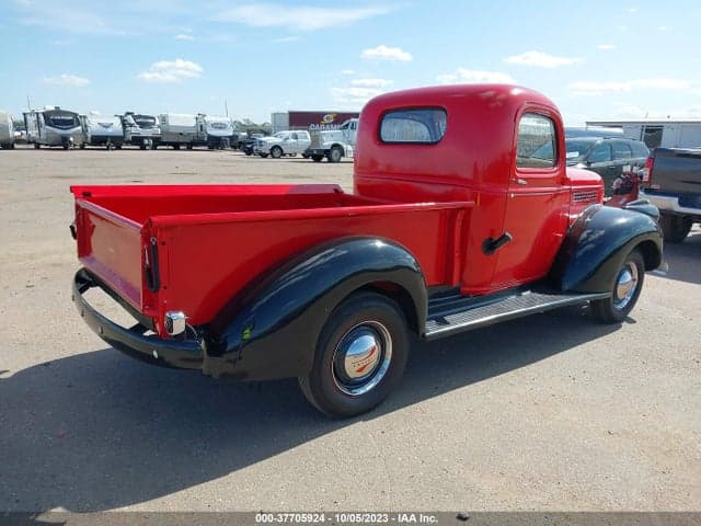 1946 CHEVROLET PICKUP 4