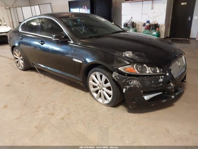 2013 JAGUAR XF V6 1