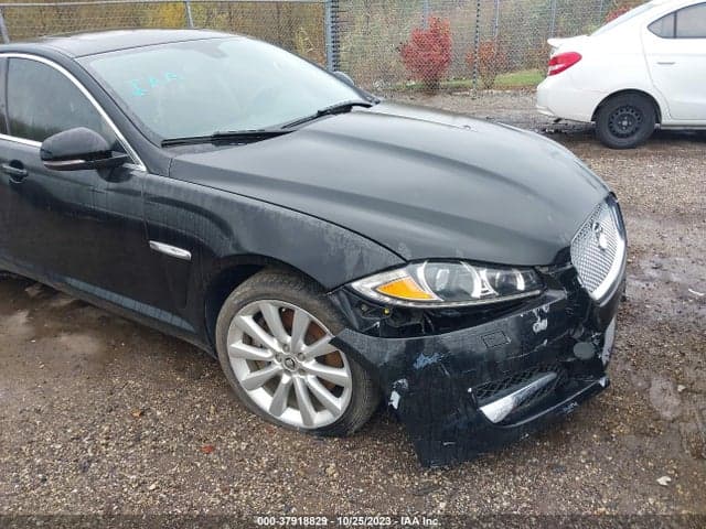 2013 JAGUAR XF V6 6
