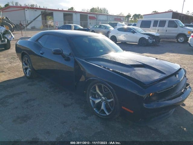 2017 DODGE CHALLENGER SXT 1