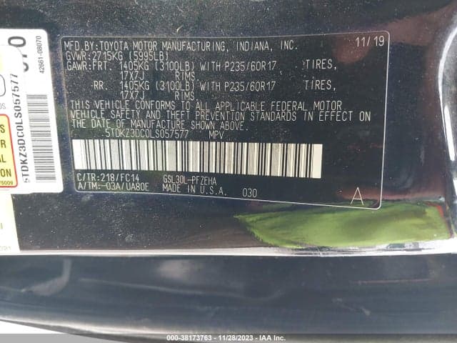 2020 TOYOTA SIENNA LE 9