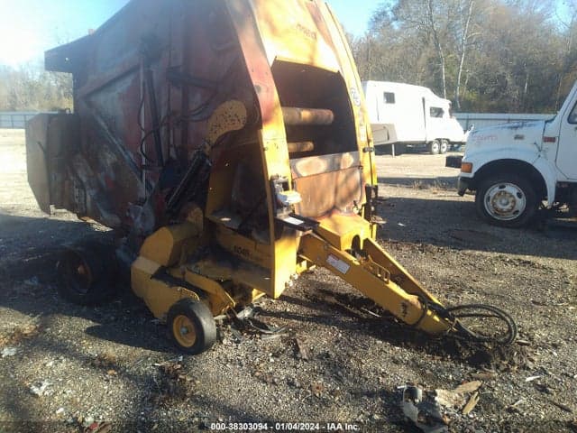 2021 VERMEER BAILER - 1