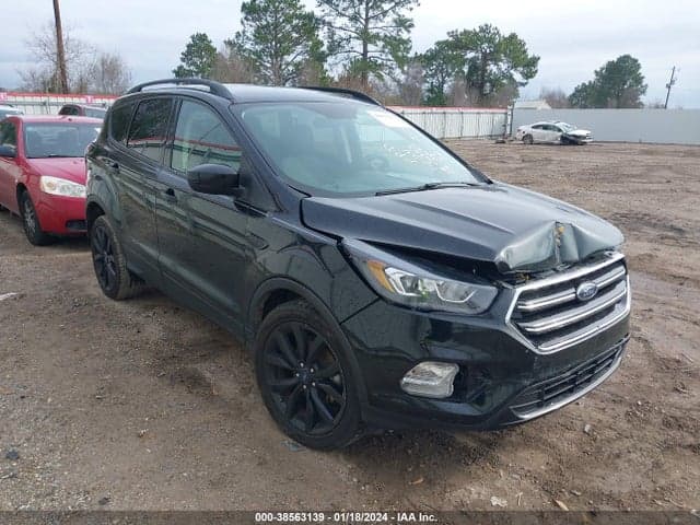 2018 FORD ESCAPE SE 1