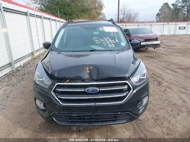 2018 FORD ESCAPE SE 12