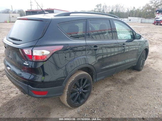 2018 FORD ESCAPE SE 4