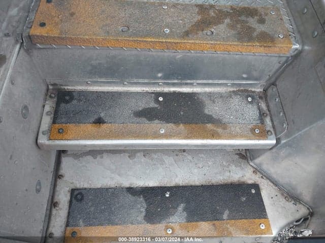 2019 FORD E-450 STRIPPED 11