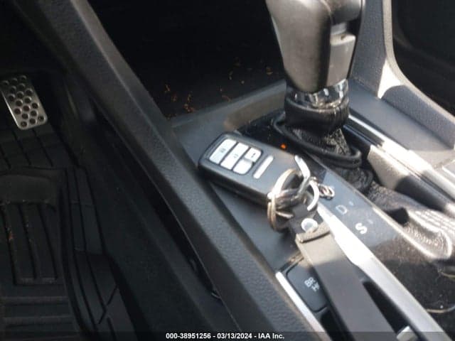 2019 HONDA CIVIC SPORT 11