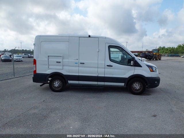 2022 FORD TRANSIT-250 13