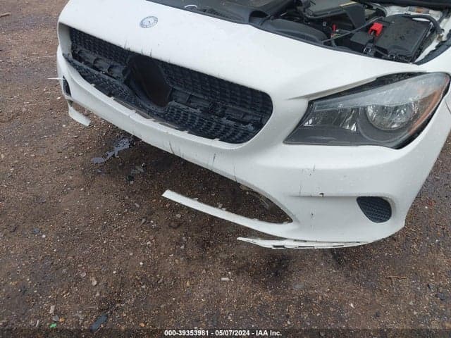 2017 MERCEDES-BENZ CLA 250 4MATIC 6