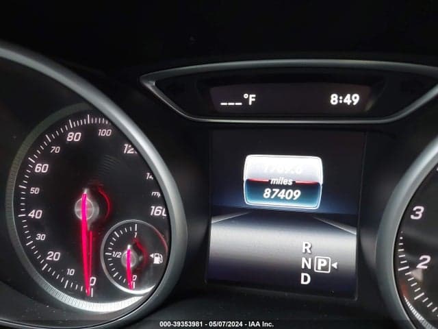 2017 MERCEDES-BENZ CLA 250 4MATIC 7