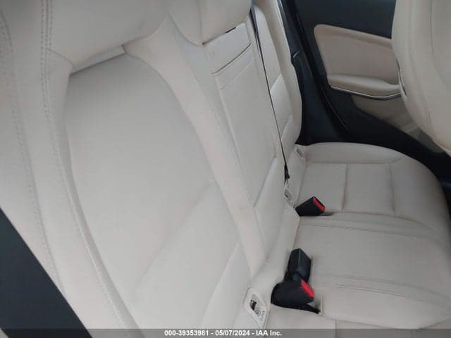 2017 MERCEDES-BENZ CLA 250 4MATIC 8