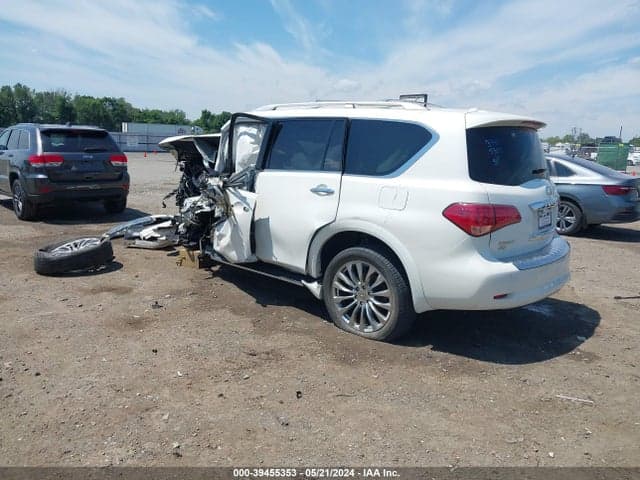 2017 INFINITI QX80 3