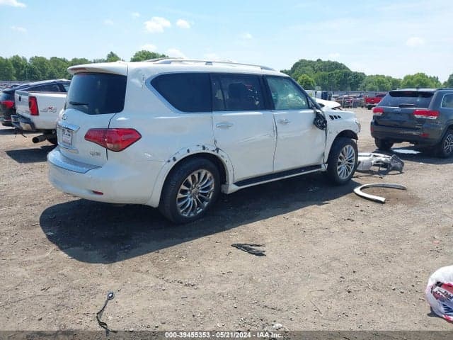 2017 INFINITI QX80 4