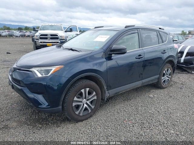 2017 TOYOTA RAV4 LE 2