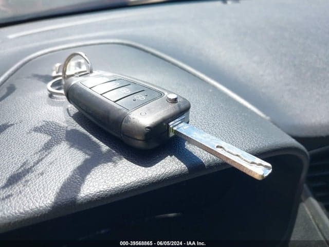 2019 HYUNDAI ACCENT SE 11
