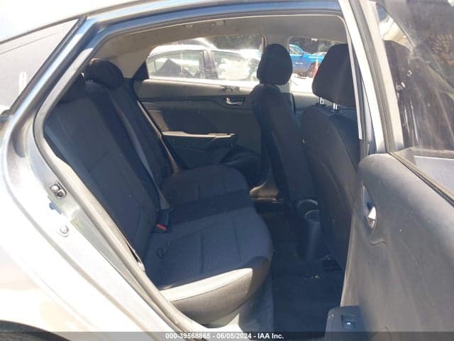 2019 HYUNDAI ACCENT SE 8