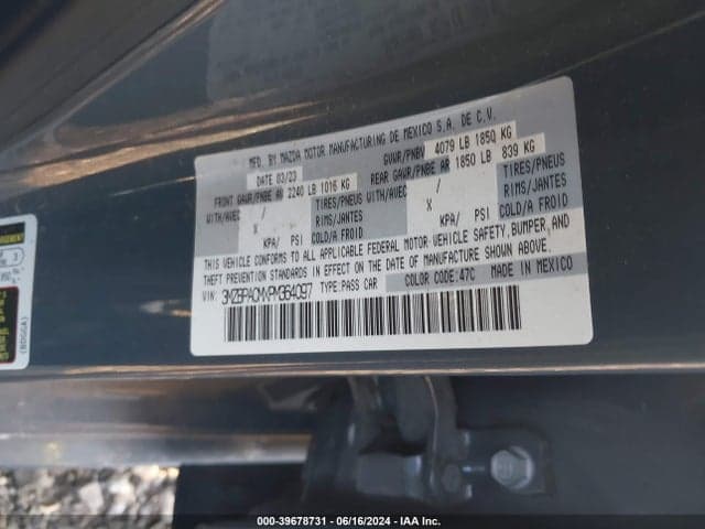 2023 MAZDA MAZDA3 2.5 S CARBON EDITION 9