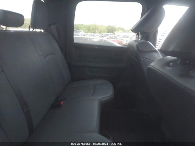 2022 RAM 2500 TRADESMAN 4X4 8' BOX 8