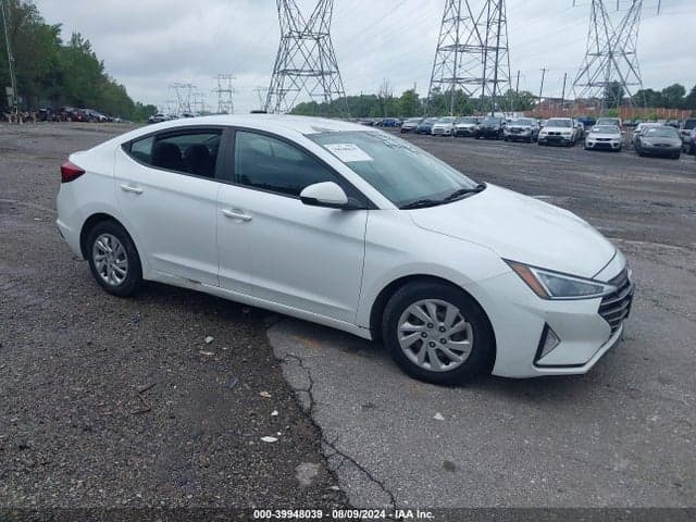 2019 HYUNDAI ELANTRA SE 1