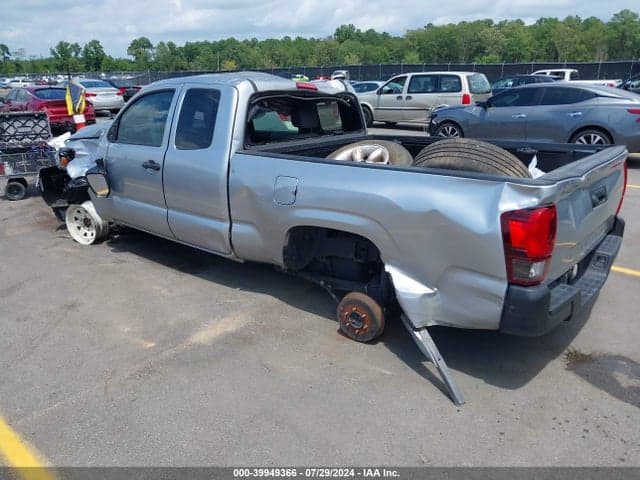 2022 TOYOTA TACOMA SR/SR5 3