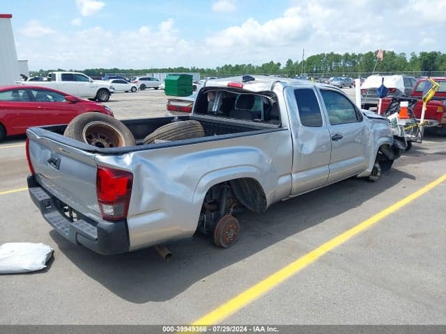 2022 TOYOTA TACOMA SR/SR5 4