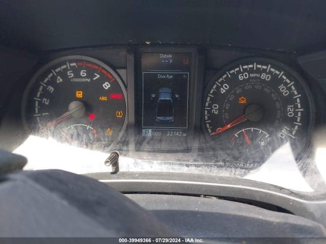 2022 TOYOTA TACOMA SR/SR5 7
