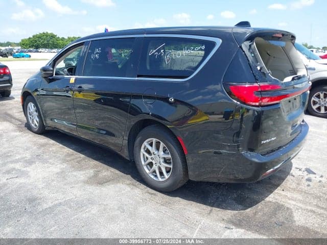 2023 CHRYSLER PACIFICA TOURING L 3