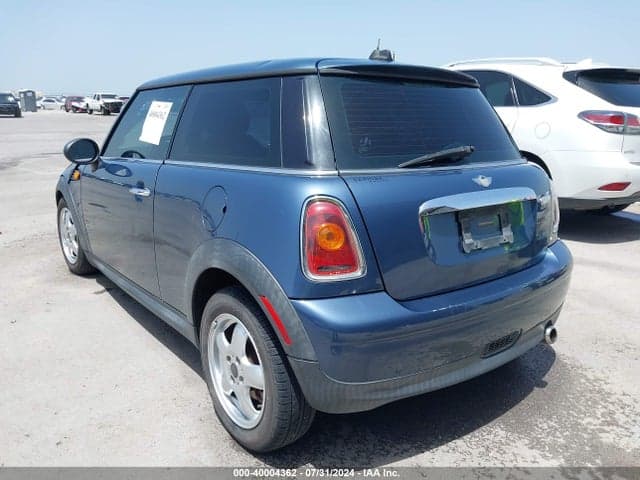 2010 MINI COOPER 3
