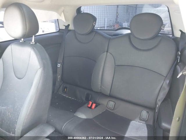2010 MINI COOPER 8