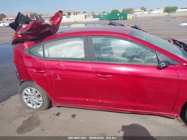 2017 HYUNDAI ELANTRA SE 13
