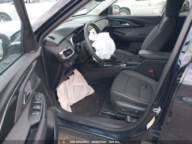 2021 CHEVROLET TRAILBLAZER AWD LT 5